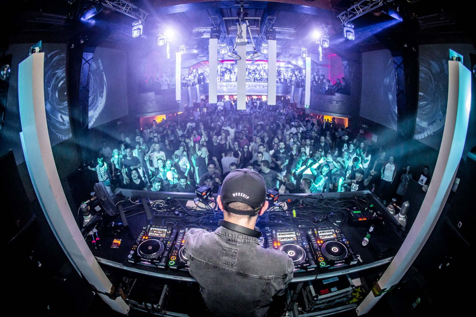 Netsky day 1 | ROXY Prague