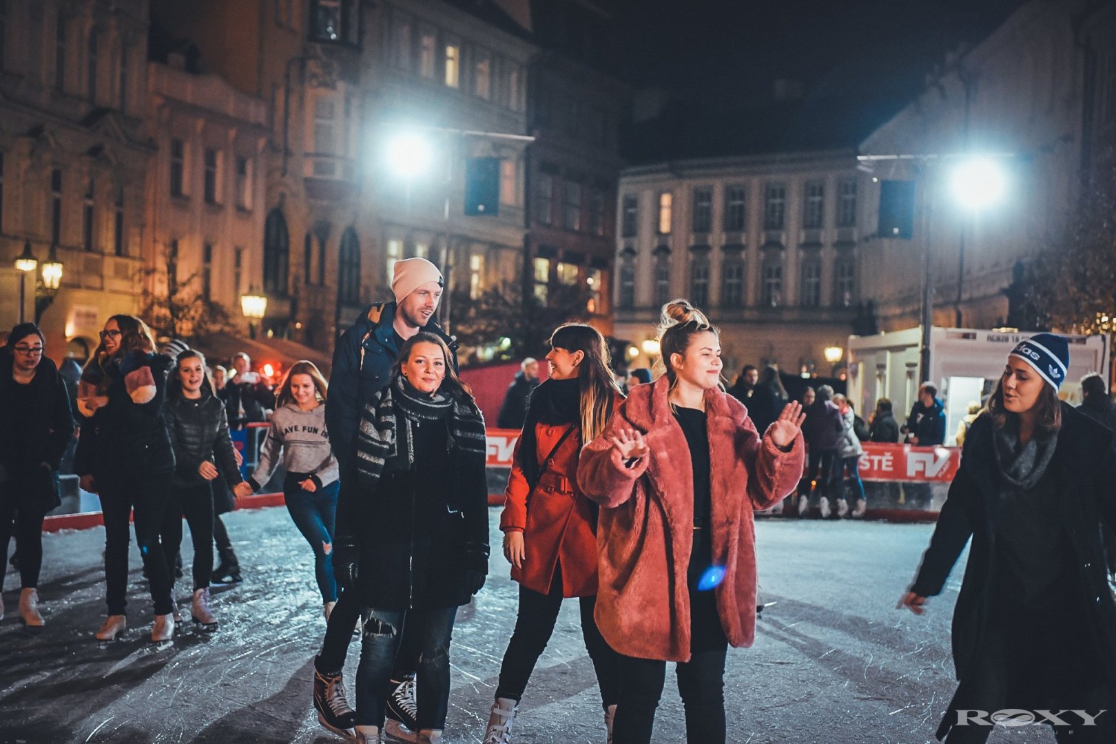 Yotto popup - ice rink | ROXY Prague