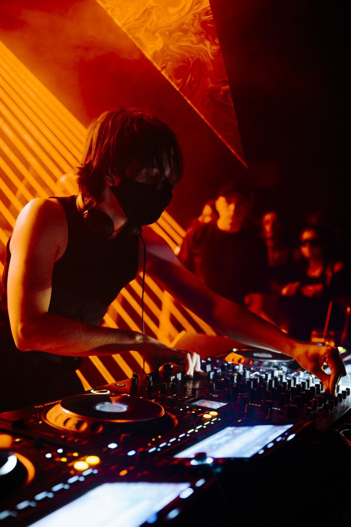 I HATE MODELS | ROXY Prague