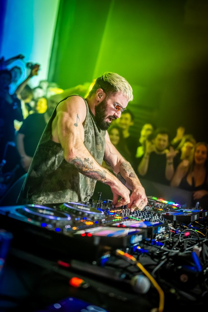 JAMES HYPE | ROXY Prague
