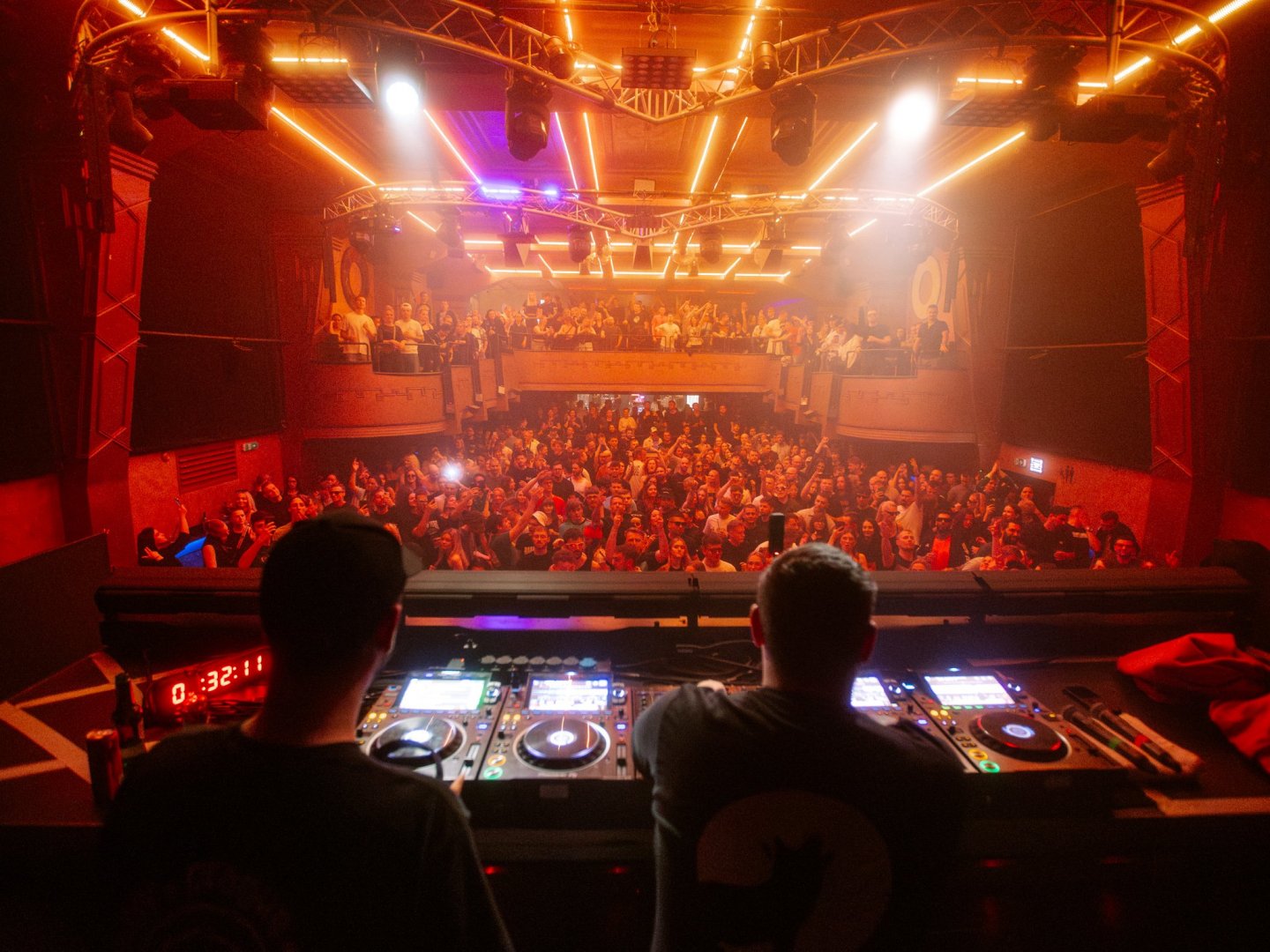 WILKINSON WEEKENDER: DAY 2 | ROXY Prague