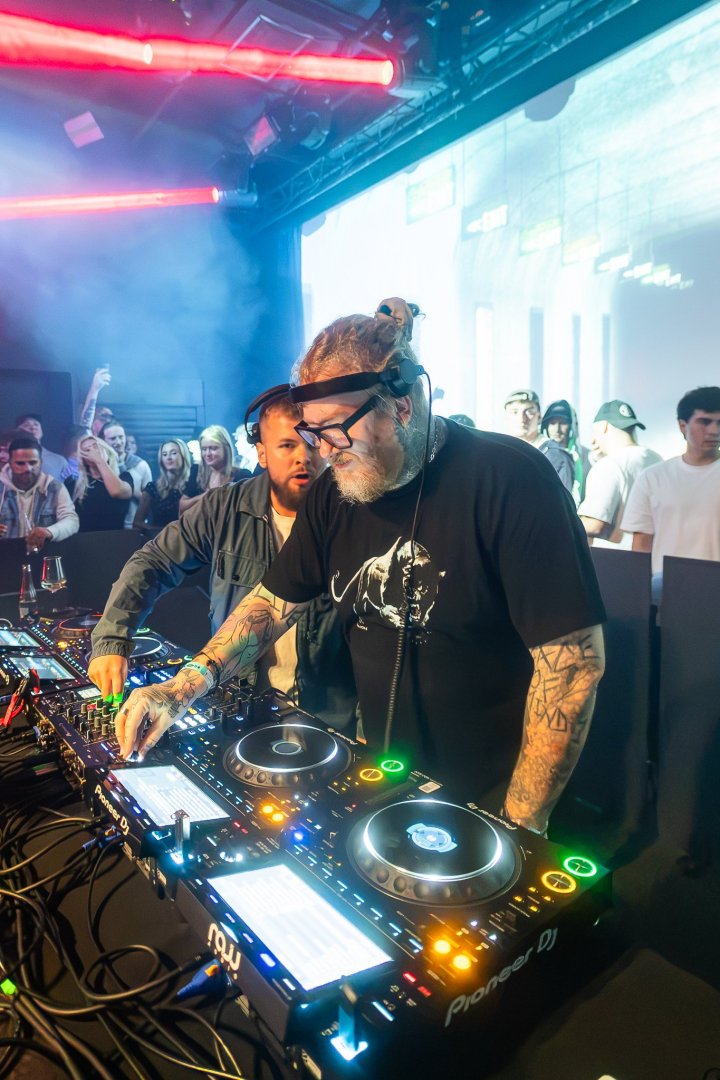 NOTION | ROXY Prague