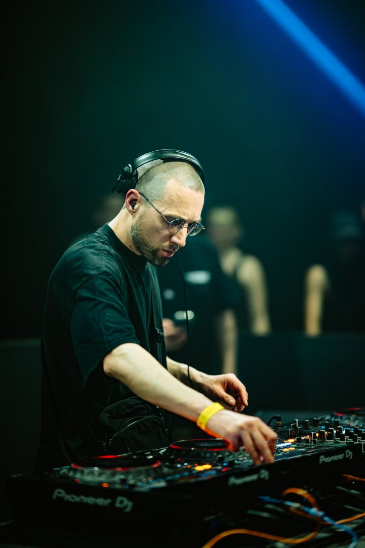 SULLY | ROXY Prague
