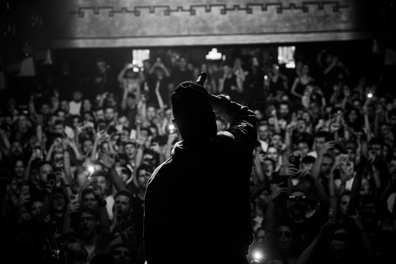 BOU & B LIVE 247 | ROXY Prague