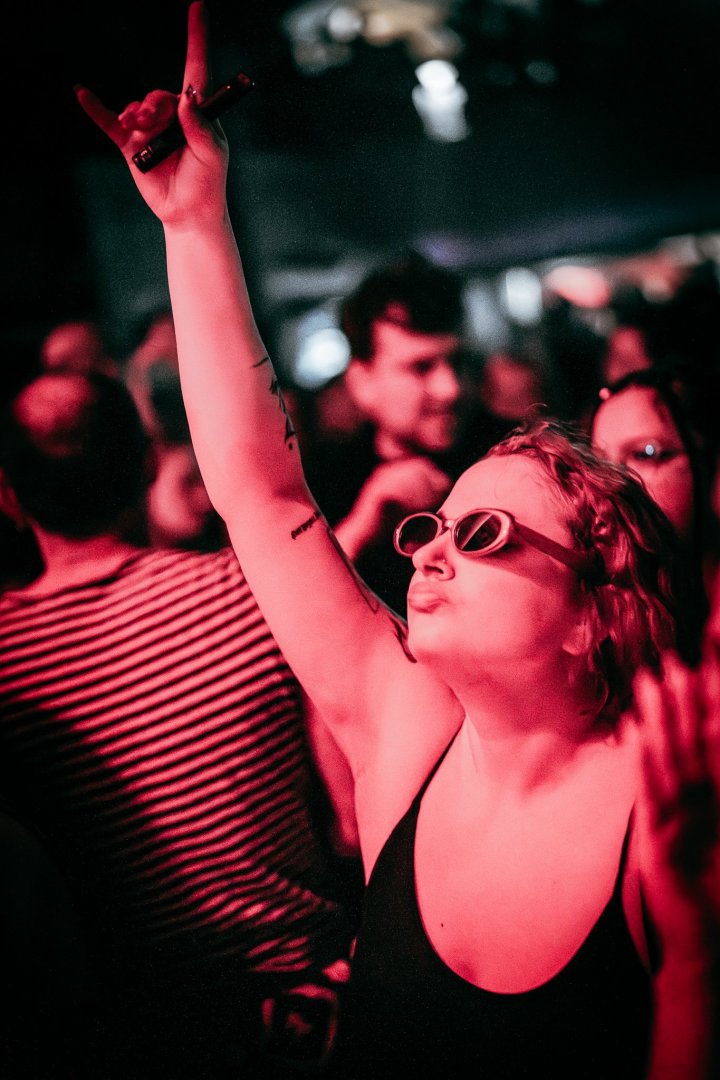 ELY OAKS | ROXY Prague