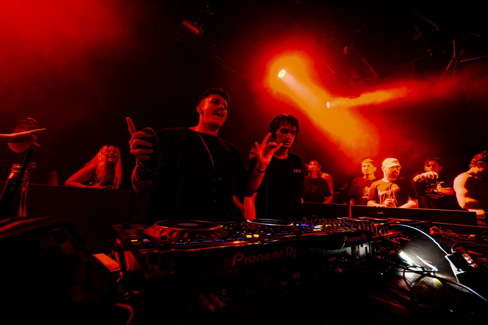 BASSWELL | ROXY Prague