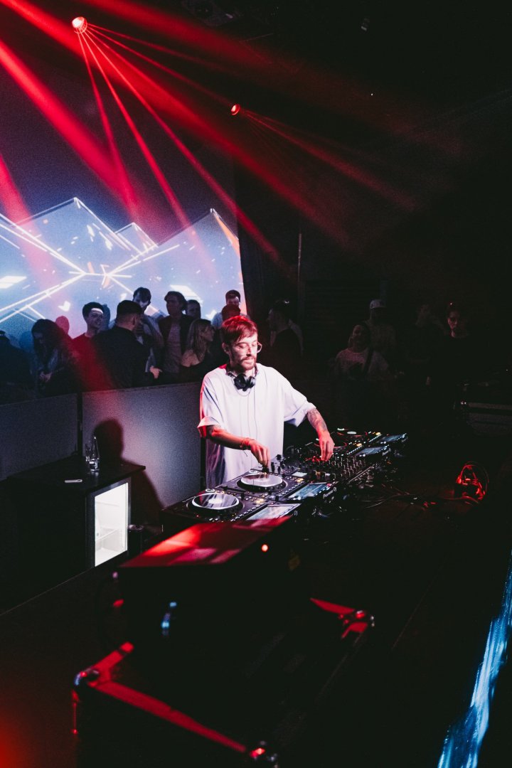 DJ HEARTSTRING | ROXY Prague