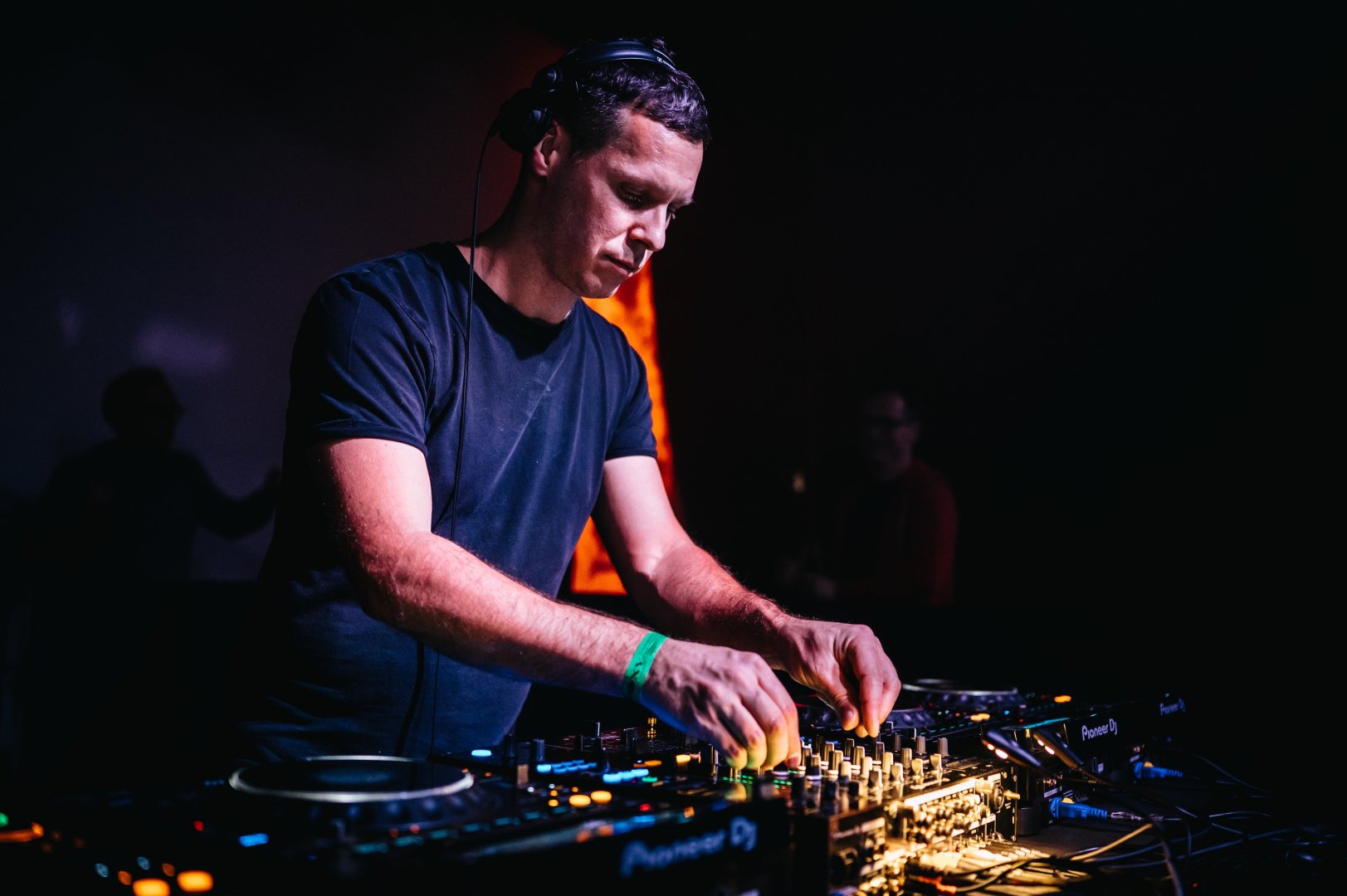 LONDON ELEKTRICITY & ETHERWOOD | ROXY Prague