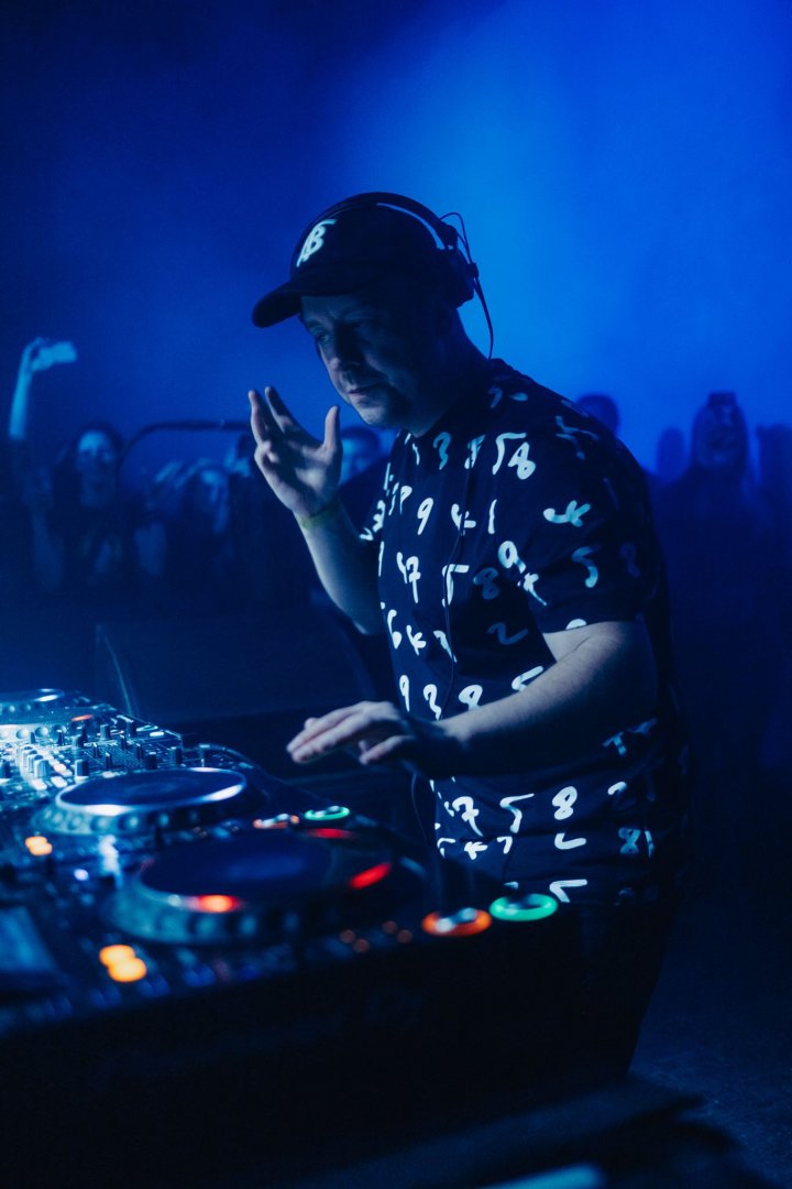 Hybrid Minds | ROXY Prague