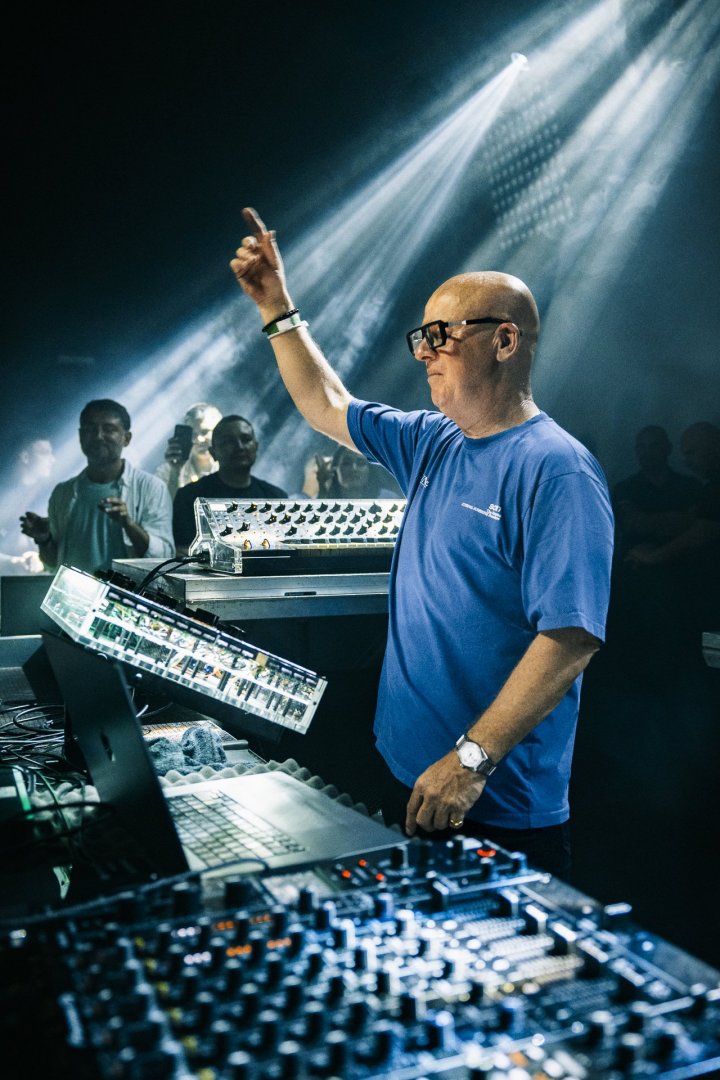 STEPHAN BODZIN | ROXY Prague