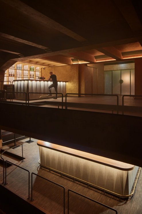 Klub ROXY má nové bary od Mar.s Architects