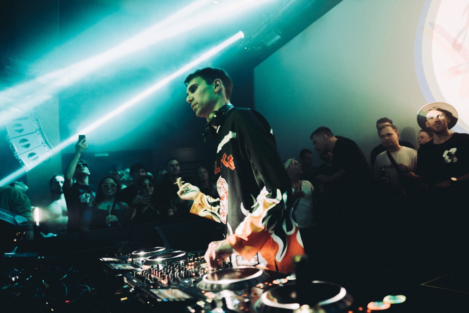 Fjaak | ROXY Prague
