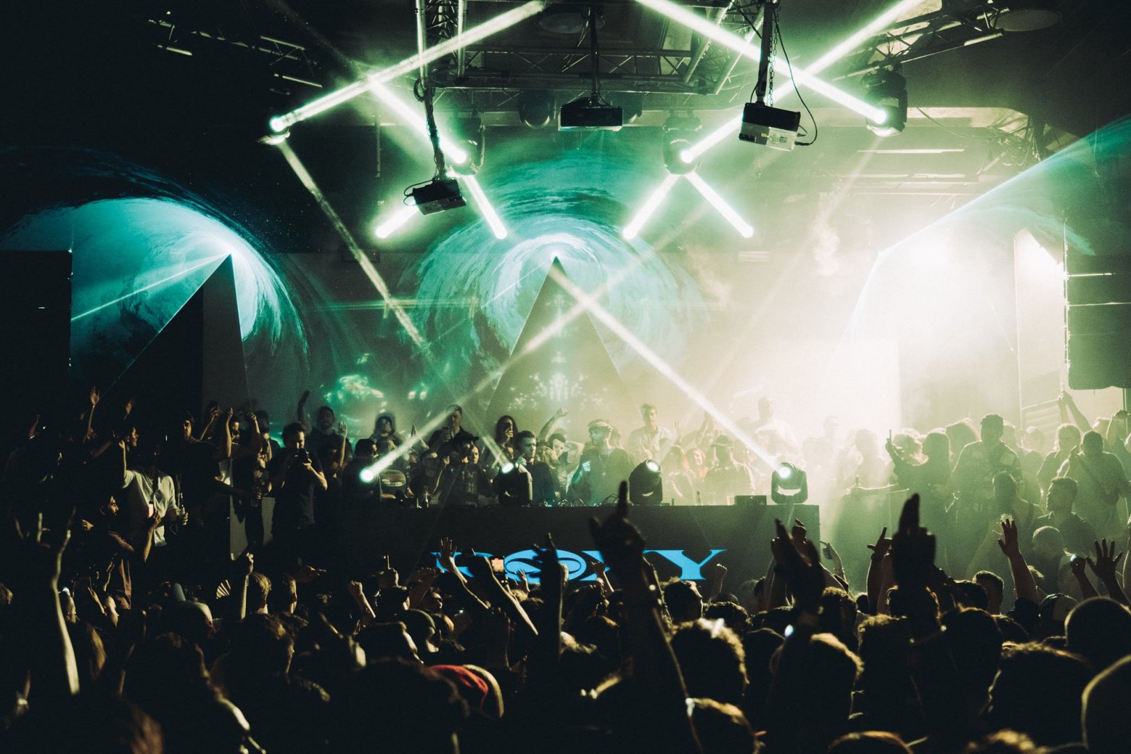 Adriatique | ROXY Prague