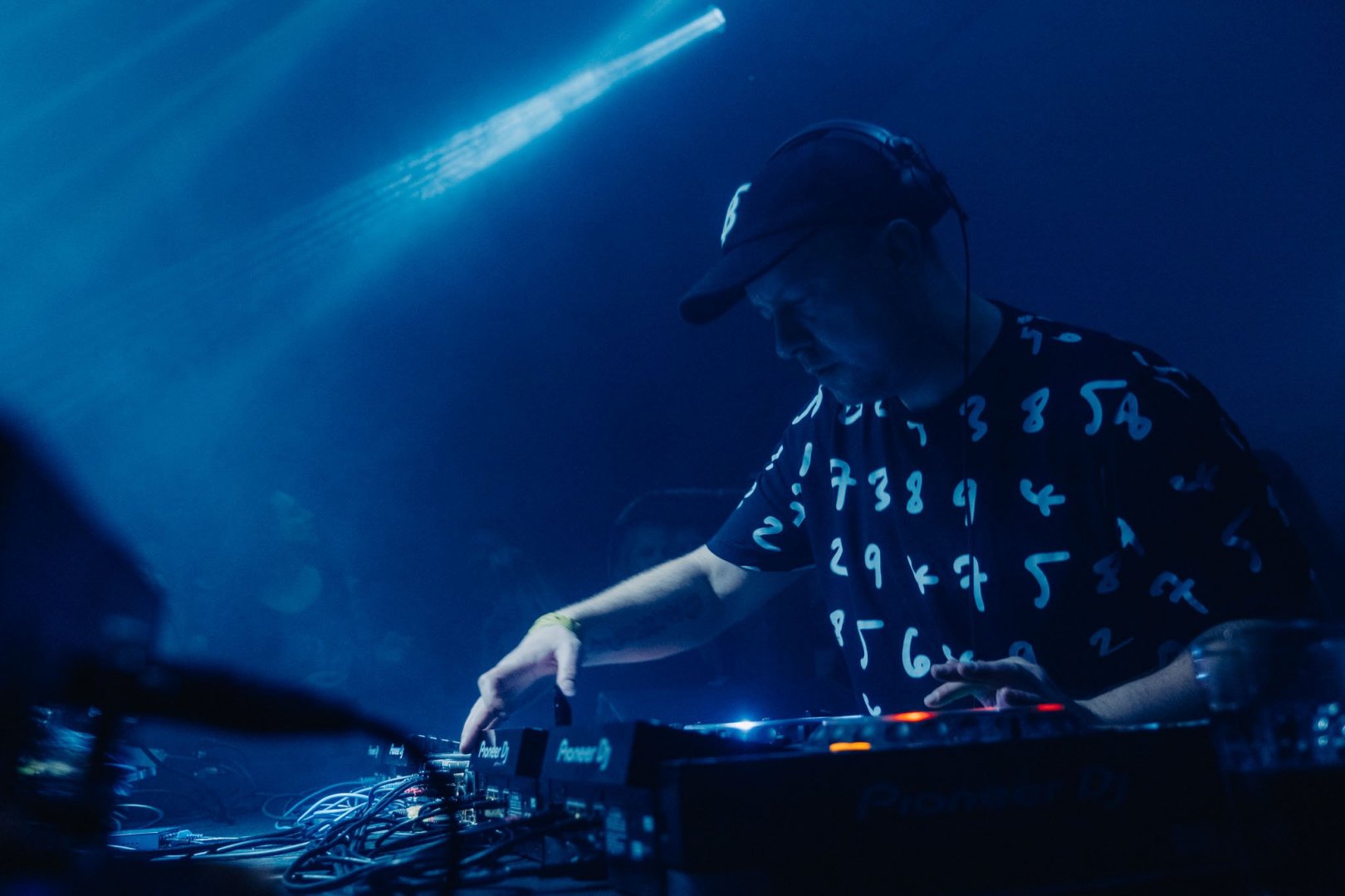 Hybrid Minds | ROXY Prague