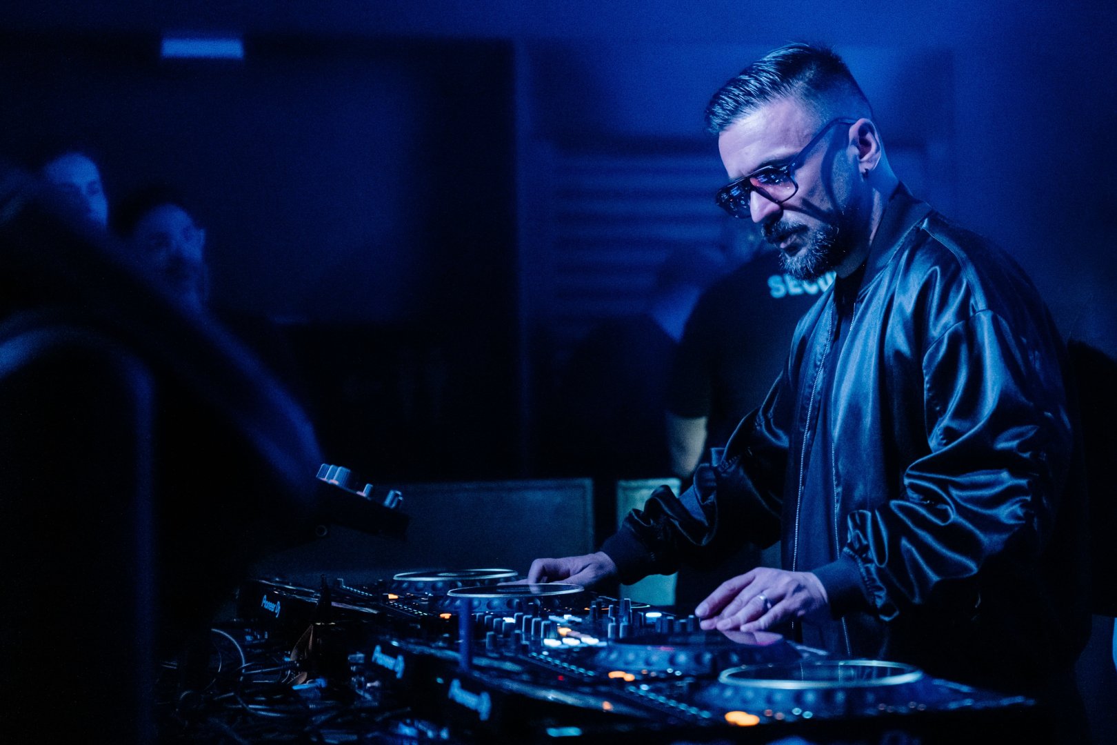 DOMBRESKY | ROXY Prague