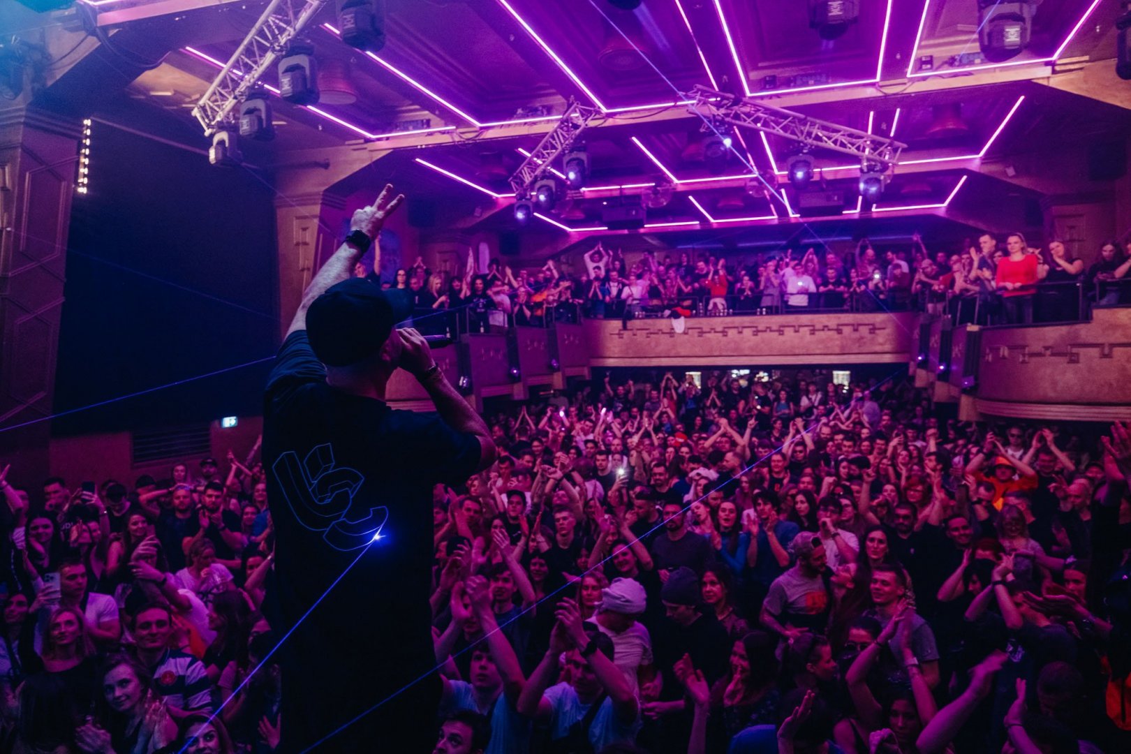 Hybrid Minds | ROXY Prague