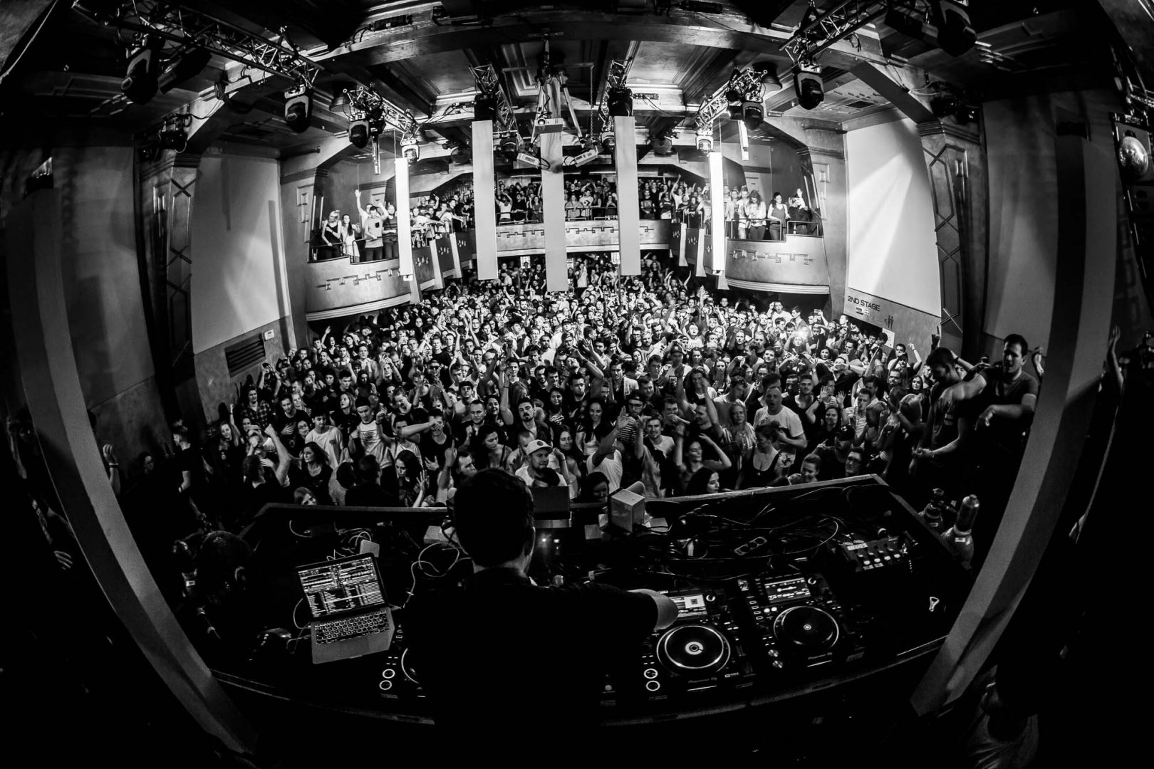 Netsky day 1 | ROXY Prague