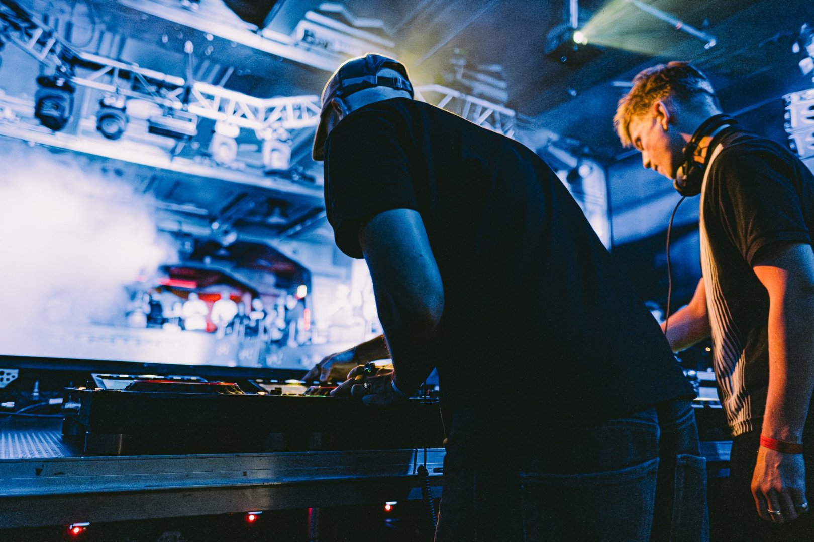 DJ HEARTSTRING | ROXY Prague