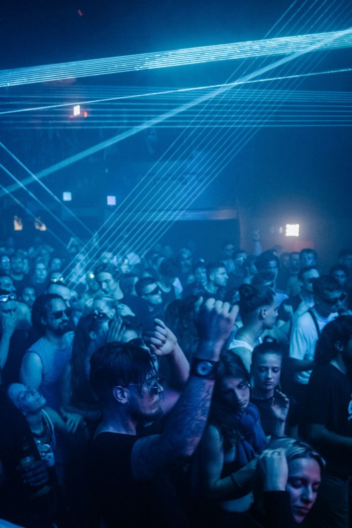 Sara Landry | ROXY Prague