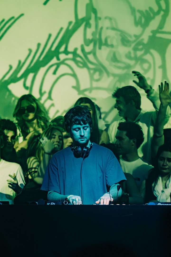 MALL GRAB | ROXY Prague