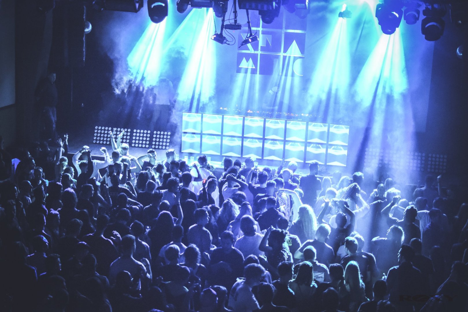Adana Twins & Undercatt | ROXY Prague