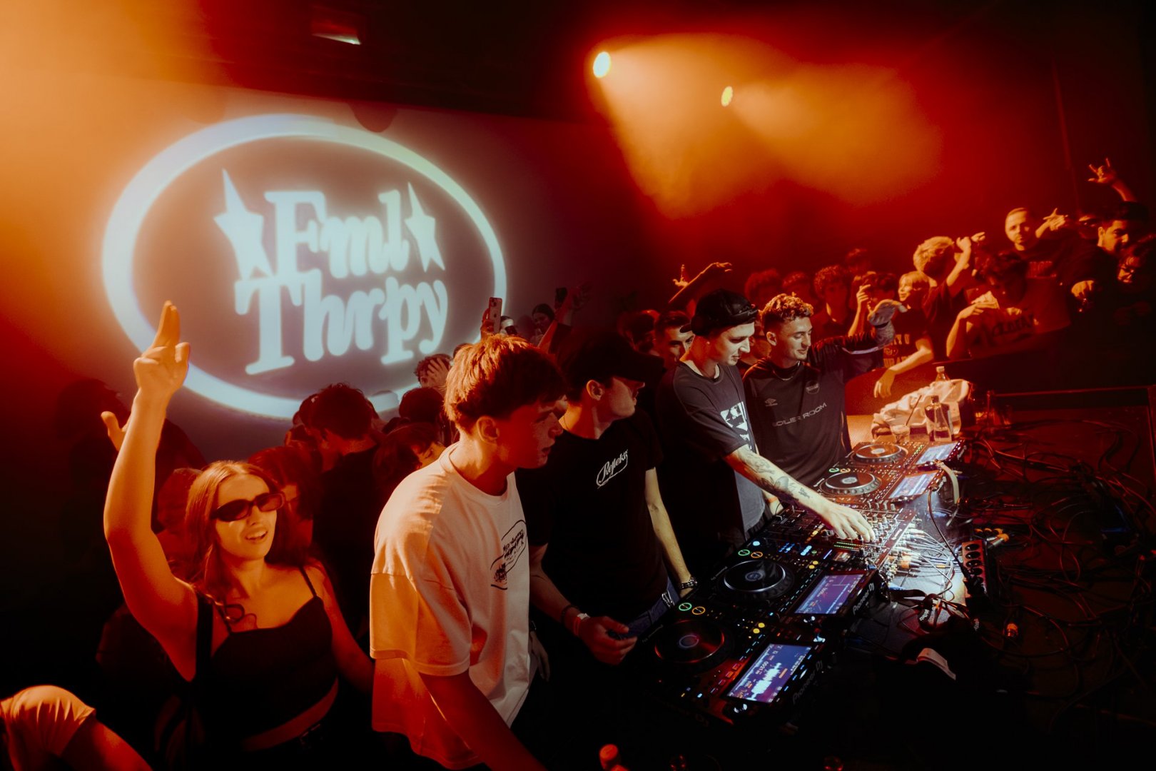 FMLTHRPY | ROXY Prague