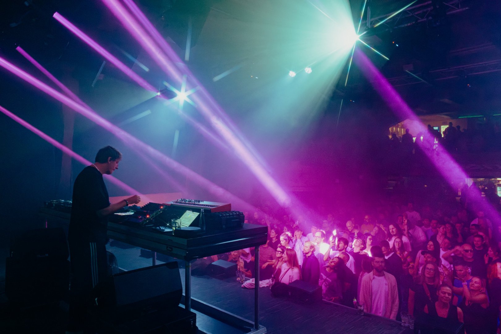 CHRISTIAN LÖFFLER | ROXY Prague