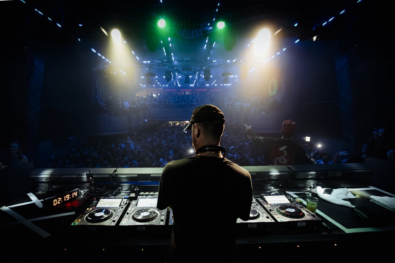 WILKINSON WEEKENDER: DAY 1 | ROXY Prague