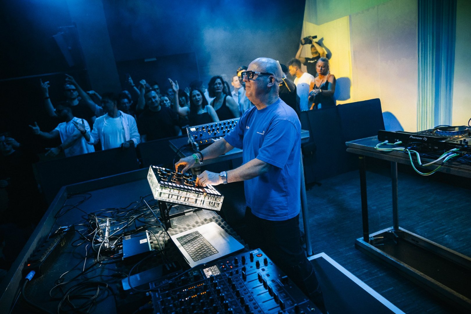 STEPHAN BODZIN | ROXY Prague
