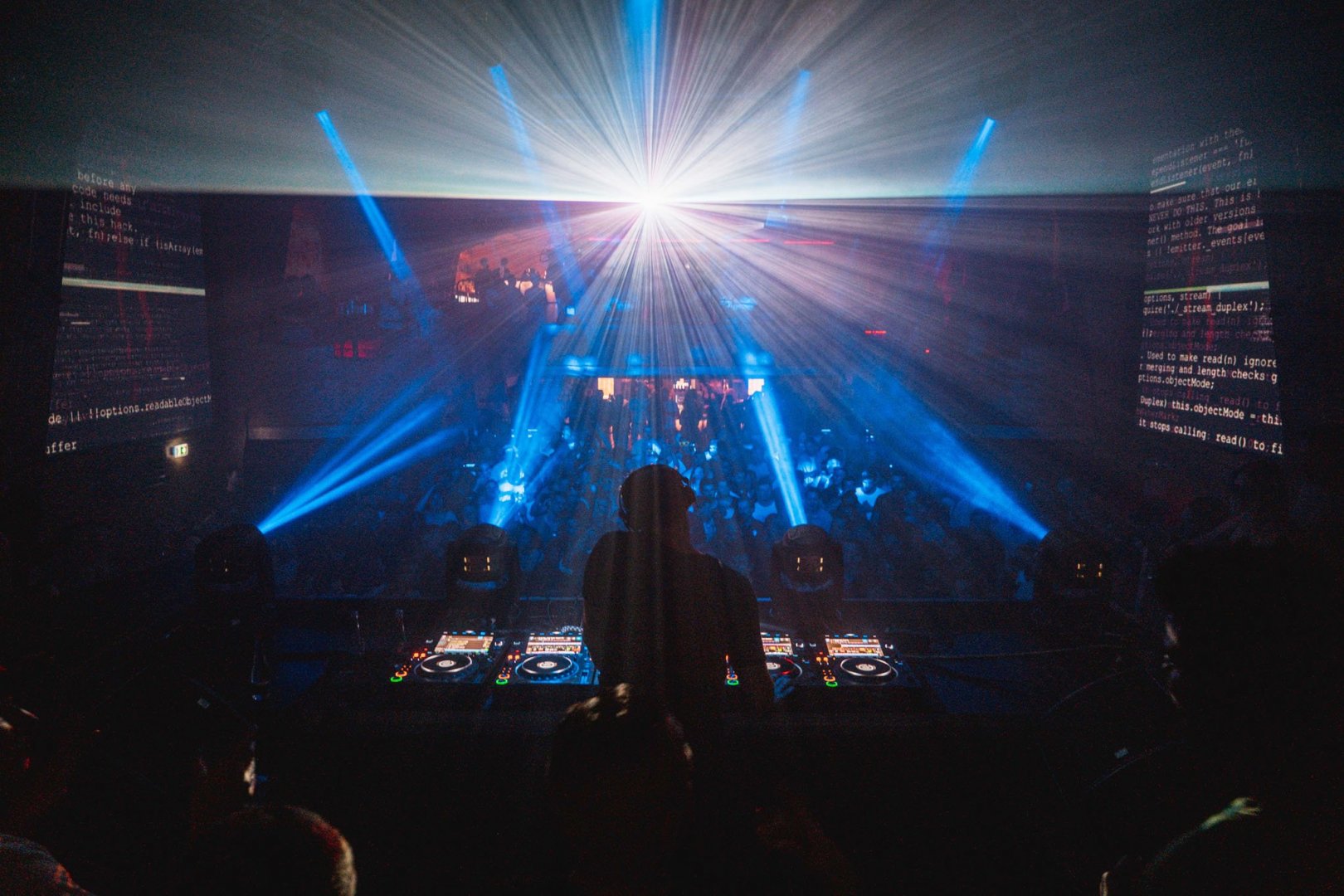 Yotto | ROXY Prague