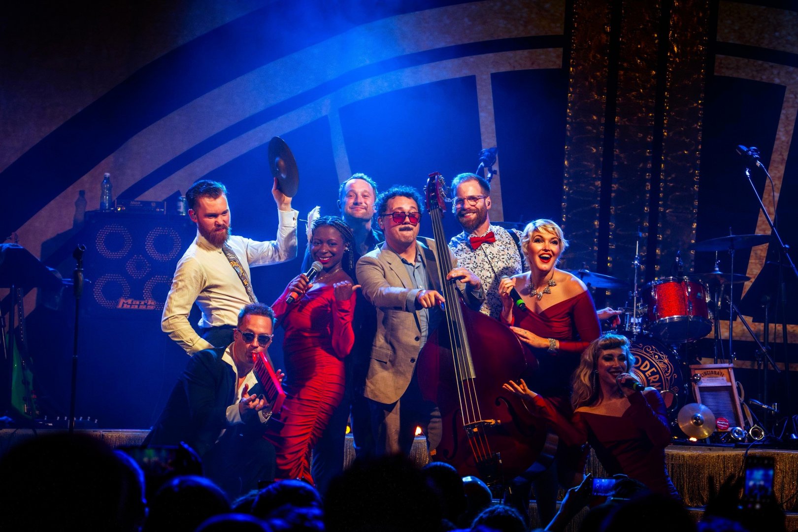 POSTMODERN JUKEBOX | ROXY Prague