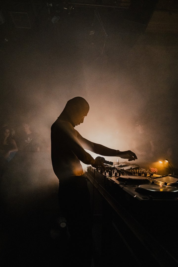 ¥ØU$UK€ ¥UK1MAT$U | ROXY Prague