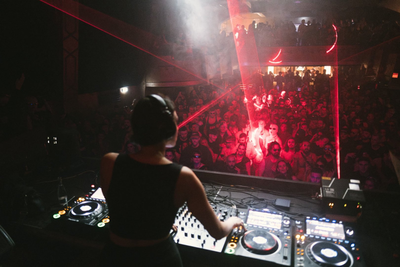 Sara Landry | ROXY Prague