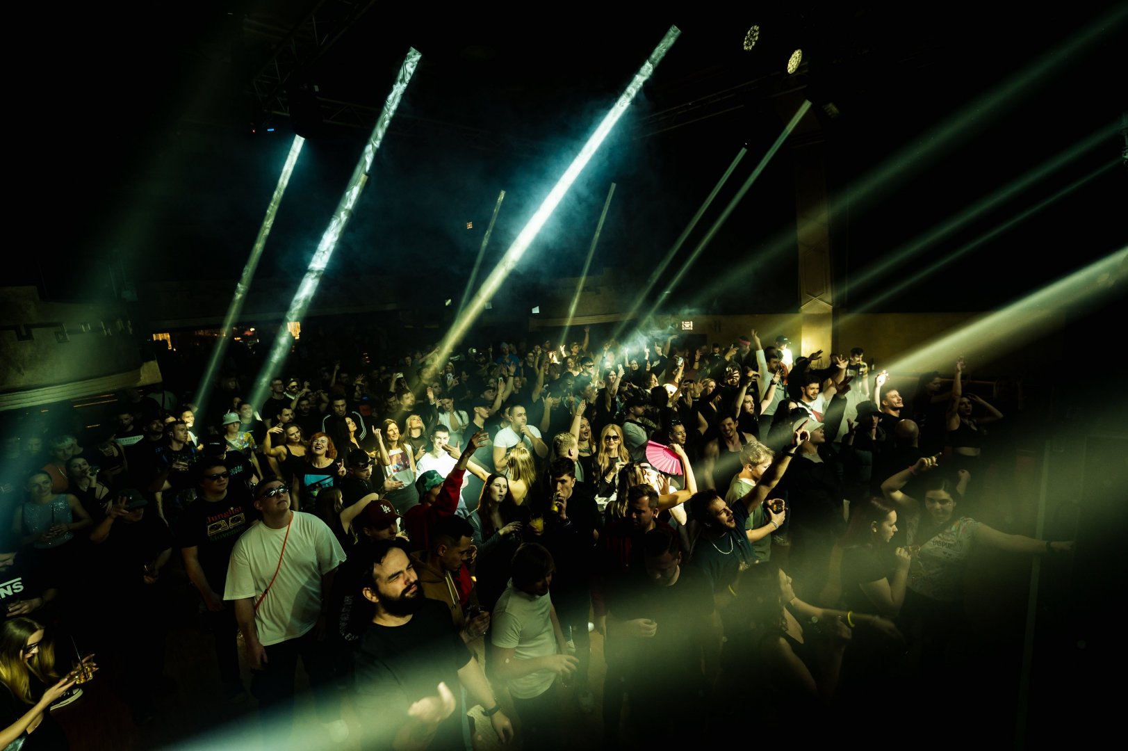 MOZEY | ROXY Prague