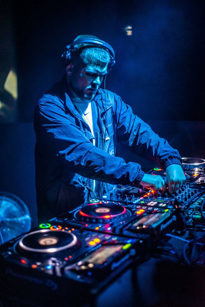 Holy Goof | ROXY Prague