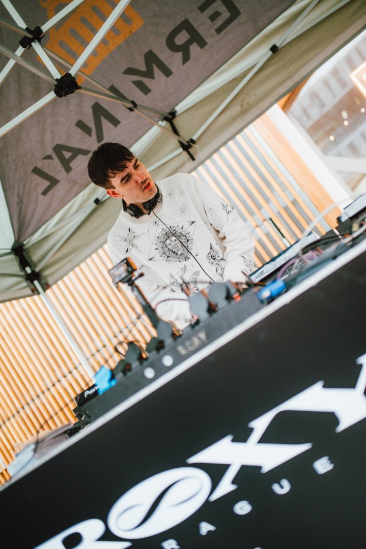 NETSKY POP UP @ DVA KOHOUTI | ROXY Prague