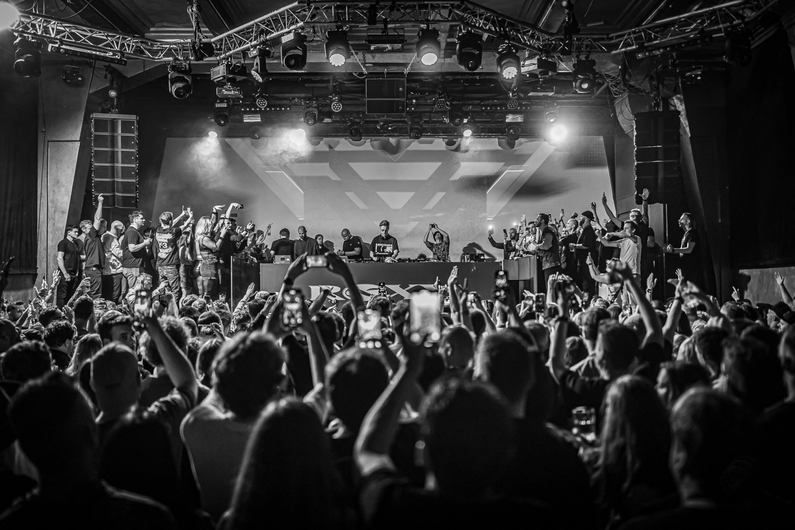 JORIS VOORN | ROXY Prague
