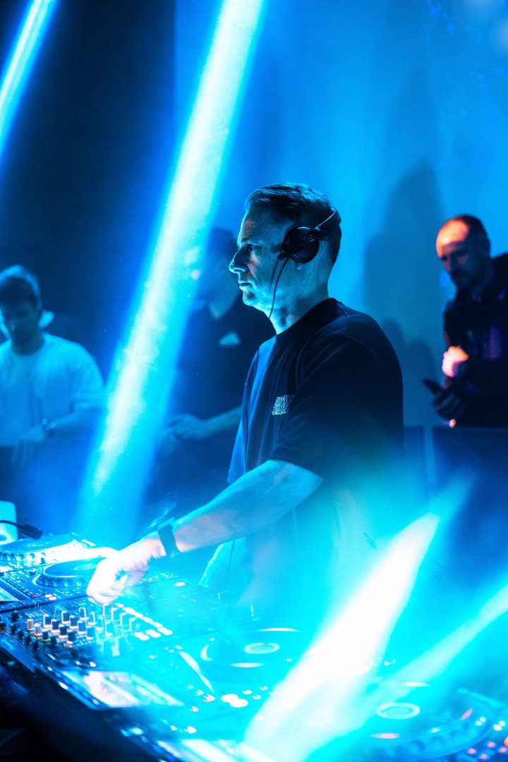 FRICTION: SYNERGY TOUR | ROXY Prague