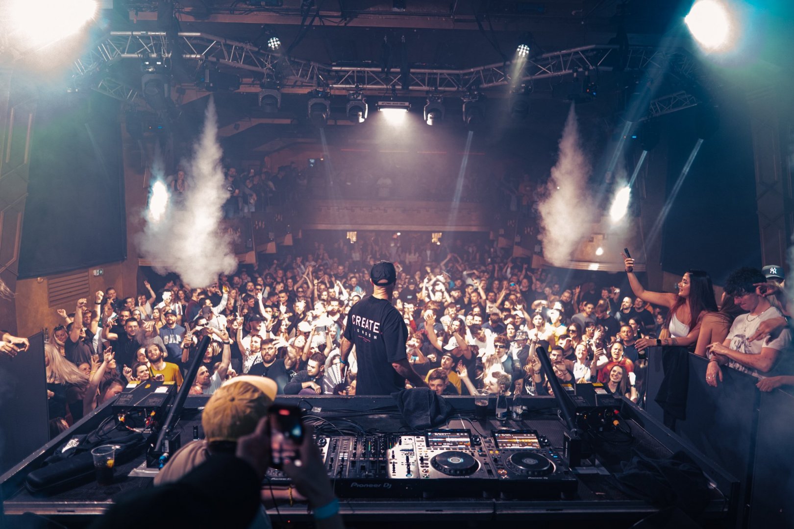 HYBRID MINDS DAY 2 | ROXY Prague