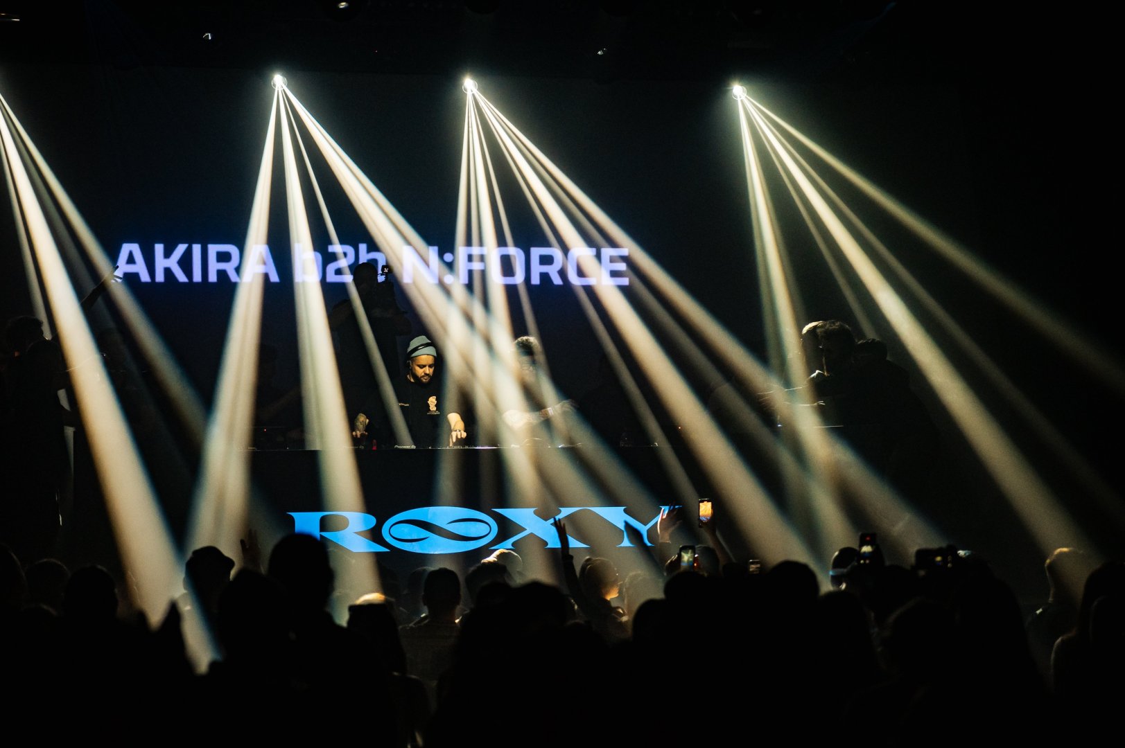 MOZEY | ROXY Prague