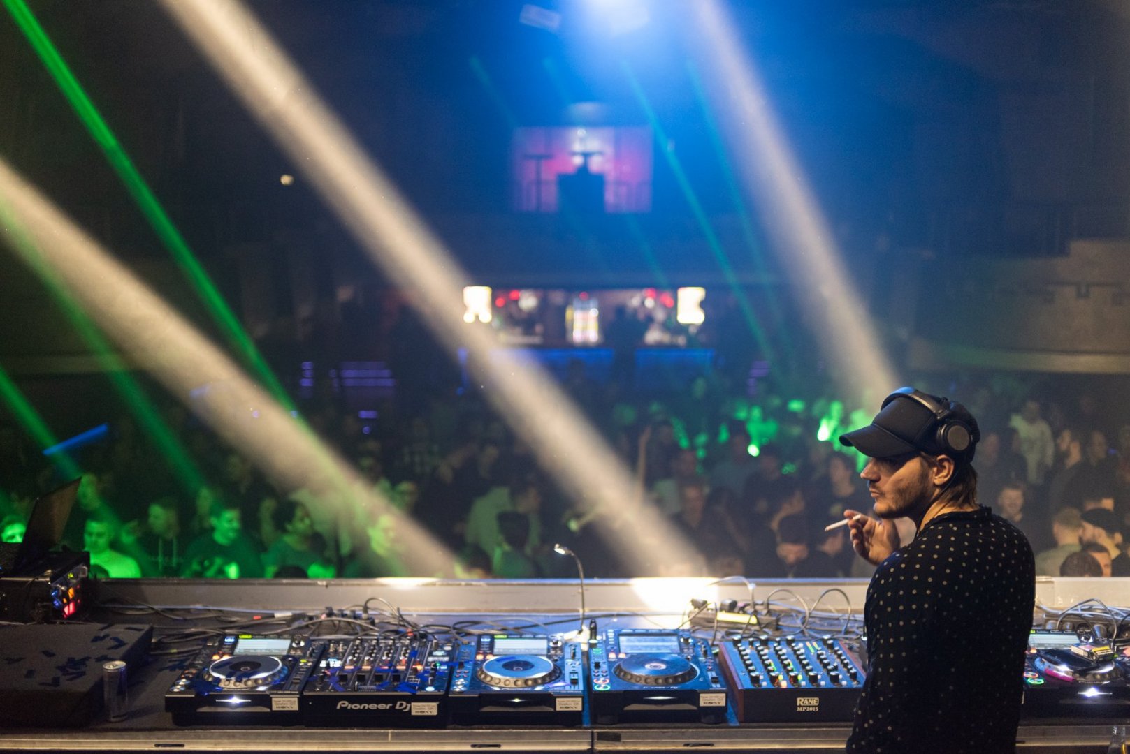 Eagles & Butterflies | Biodan's bday | ROXY Prague