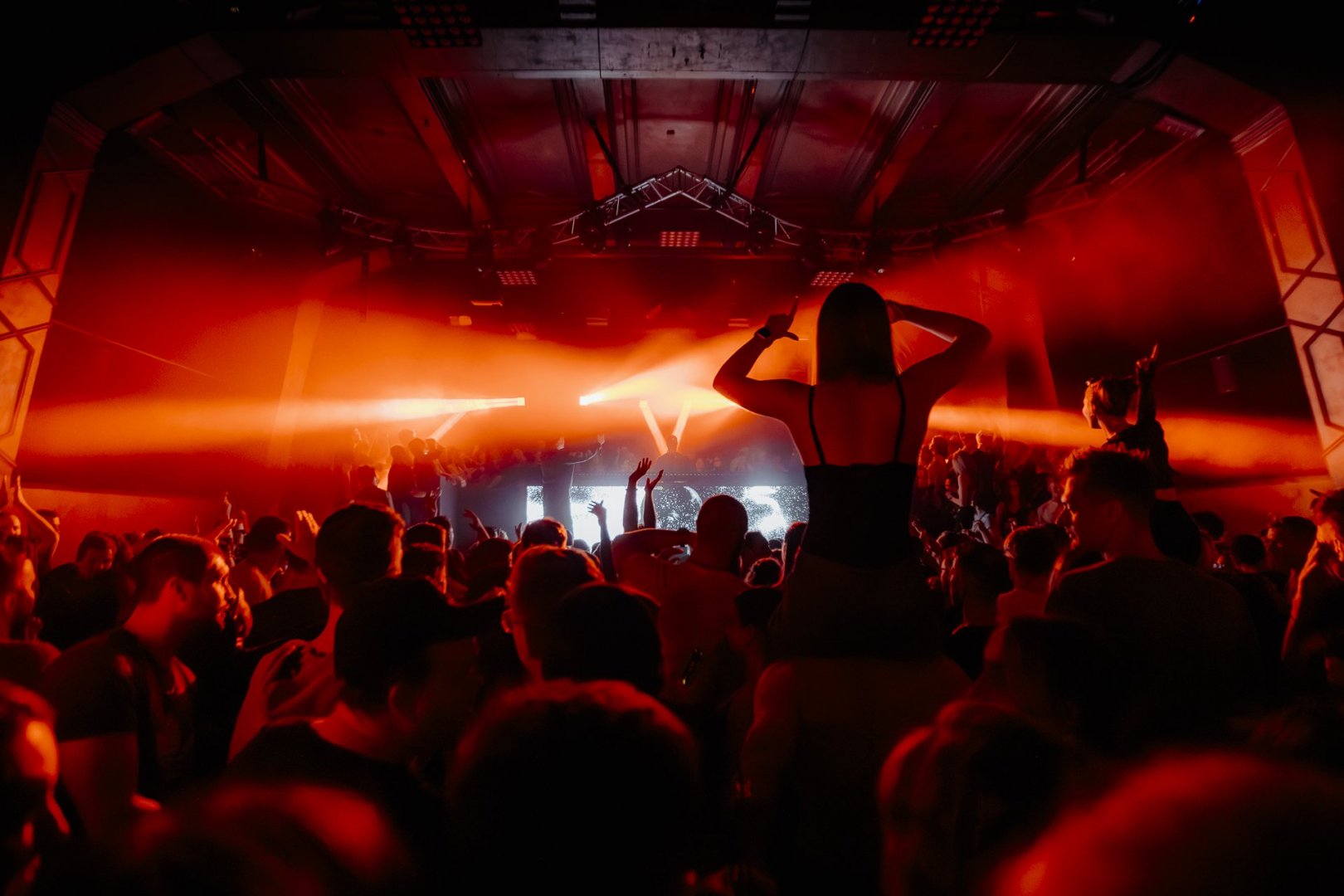 WILKINSON WEEKENDER: DAY 1 | ROXY Prague