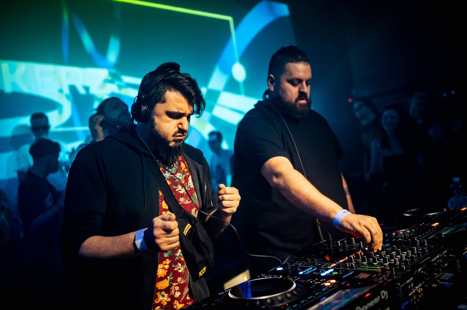 MOZEY | ROXY Prague