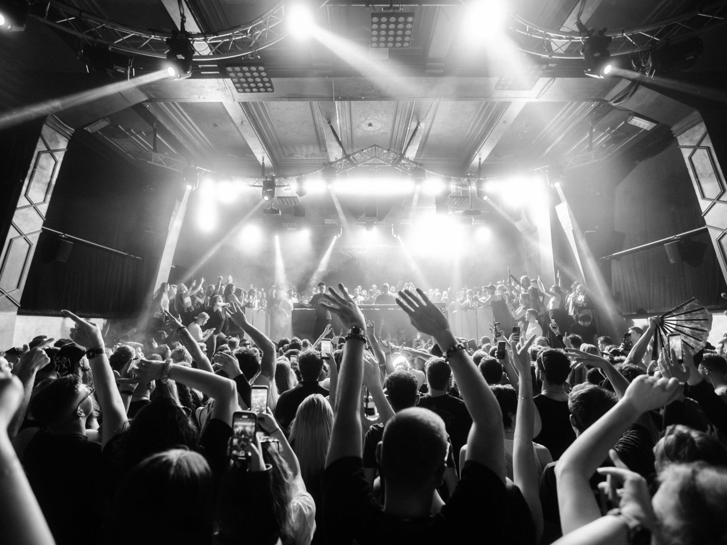 WILKINSON WEEKENDER: DAY 2 | ROXY Prague