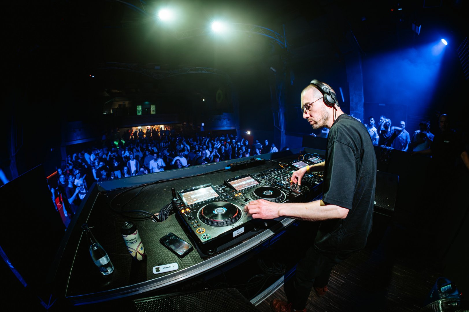 SULLY | ROXY Prague