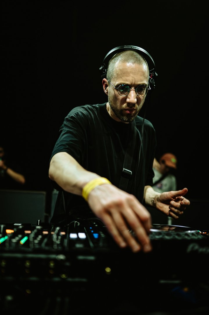 SULLY | ROXY Prague