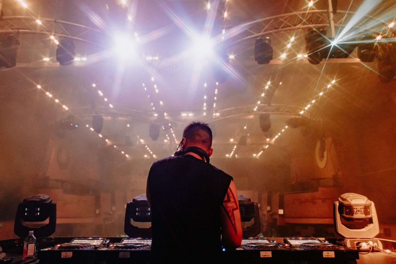 DOMBRESKY | ROXY Prague