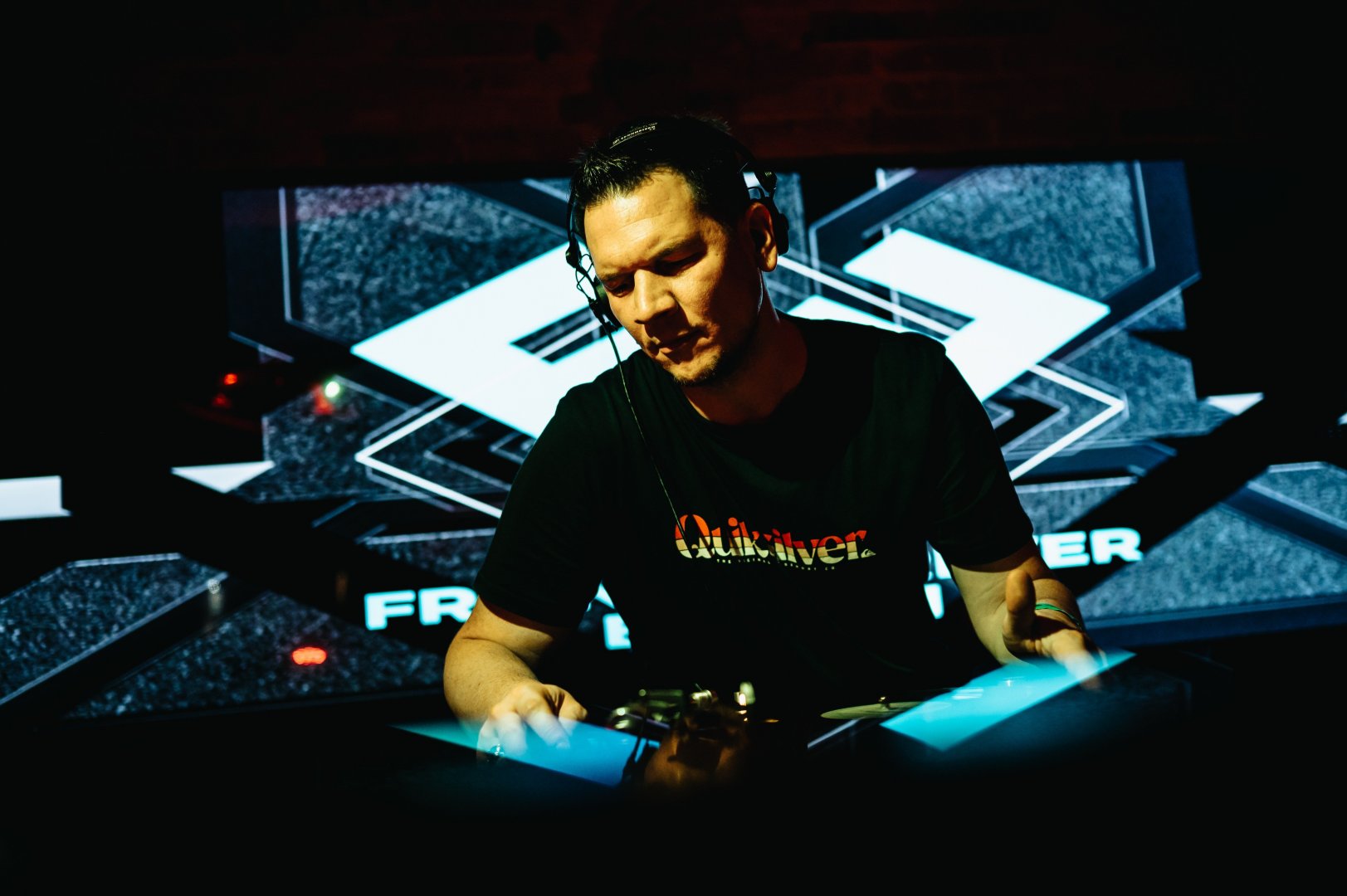 LONDON ELEKTRICITY & ETHERWOOD | ROXY Prague