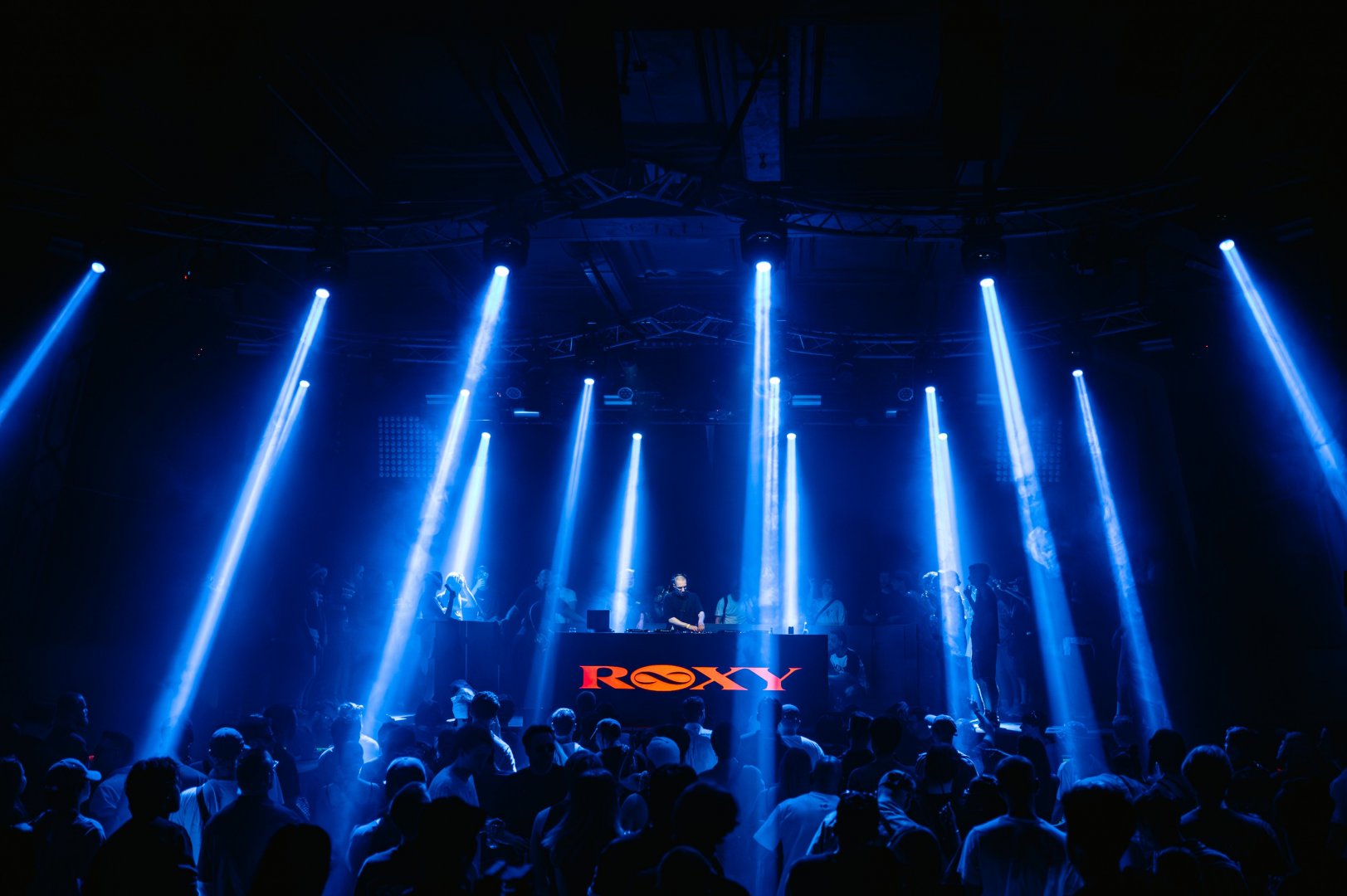 SULLY | ROXY Prague