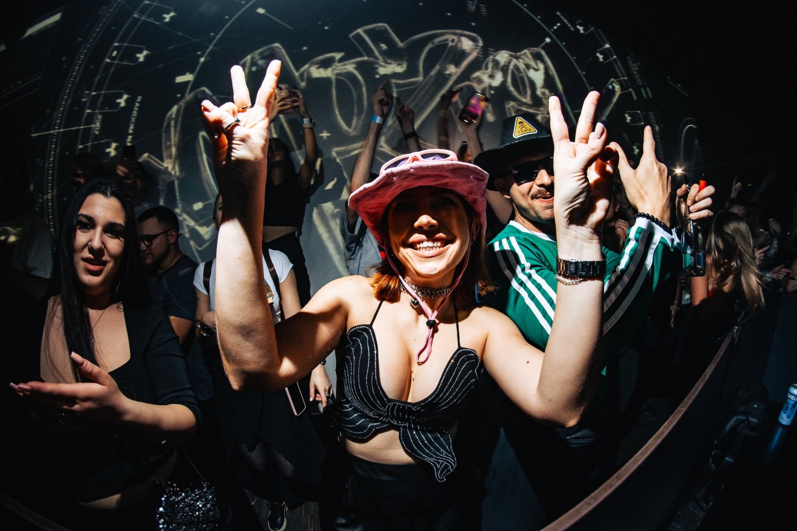 MOZEY | ROXY Prague